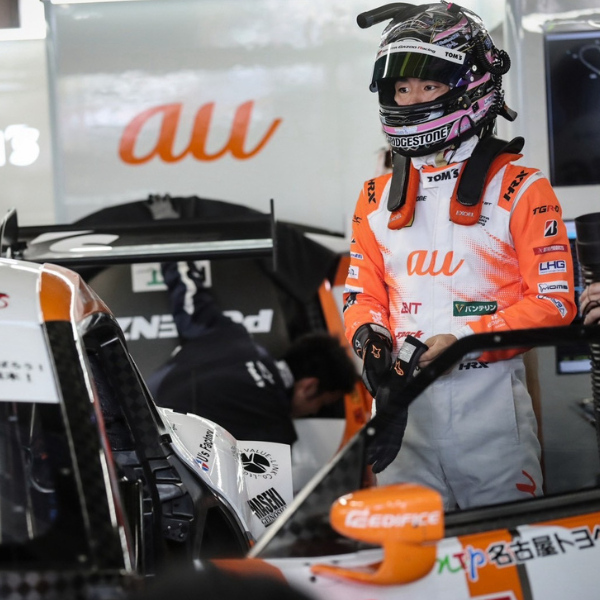 厳しい条件のなか9位でポイント獲得。坪井翔選手が挑んだSUPER GT鈴鹿300kmレース
