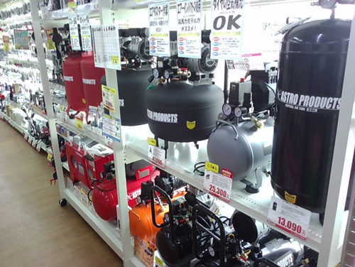 四日市店の写真